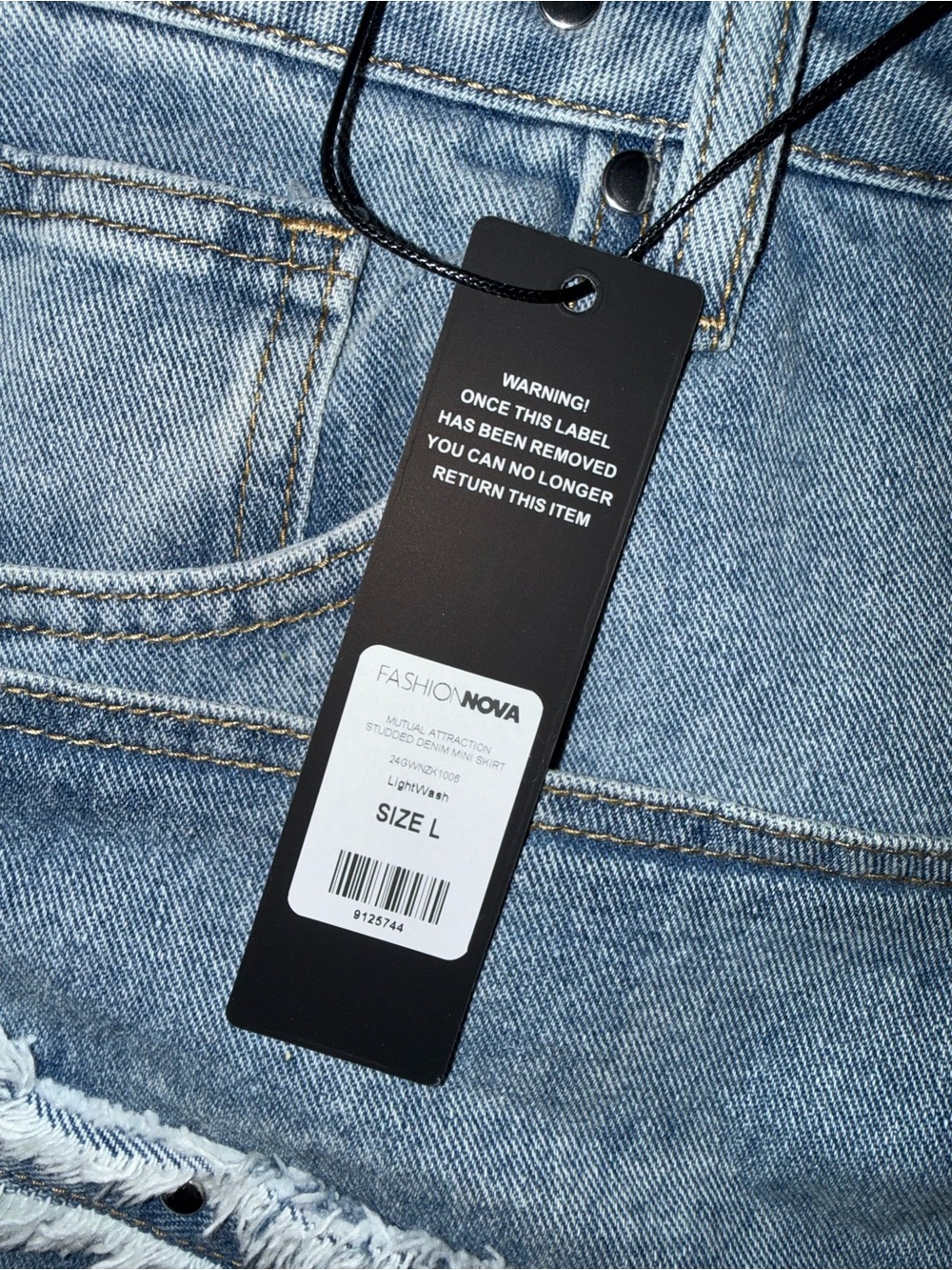 Fashion nova denim skirt NWT - Picture 4 of 6